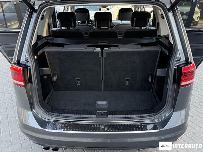 Volkswagen Touran 61 volkswagen Touran 2018