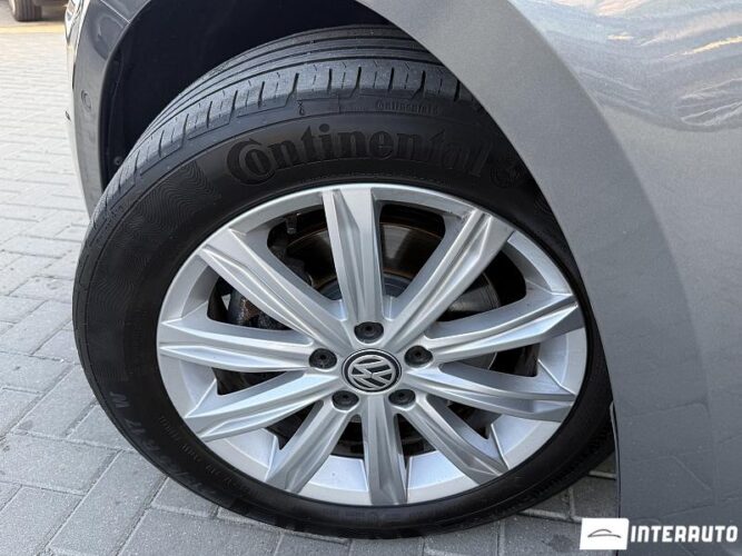 Volkswagen Touran 53 volkswagen Touran 2018