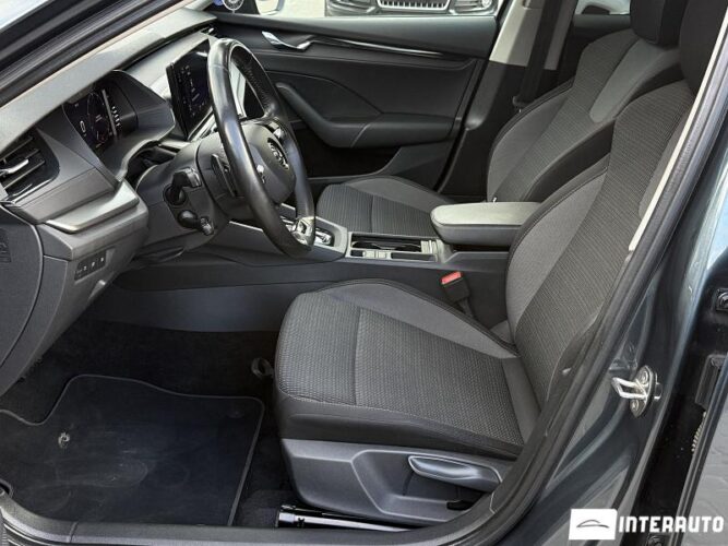 Skoda Octavia 39 skoda Octavia 2020