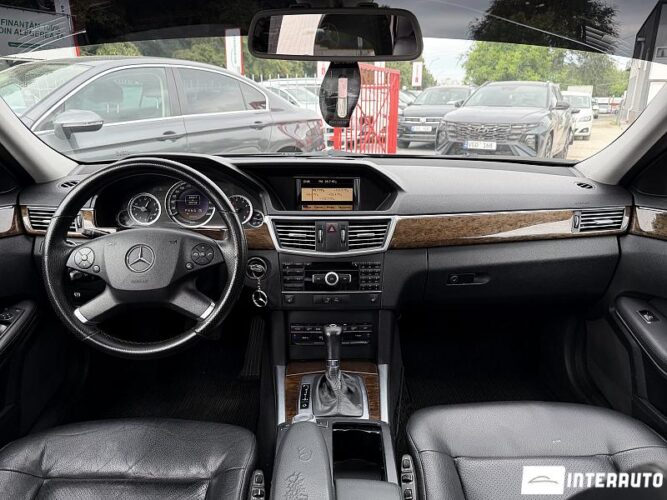 Mercedes E 200 2012 doar la InterAuto