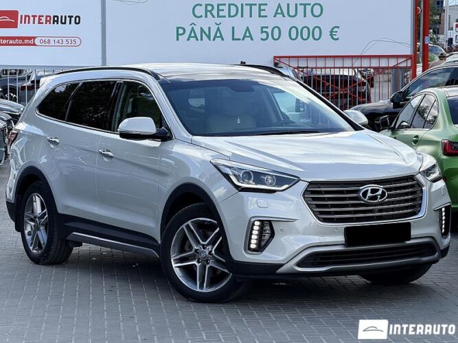 Hyundai Grand Santa Fe 2017 doar la InterAuto