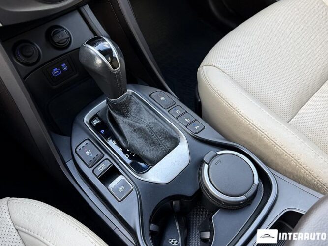 Hyundai Grand Santa Fe 48 hyundai Grand Santa Fe 2017