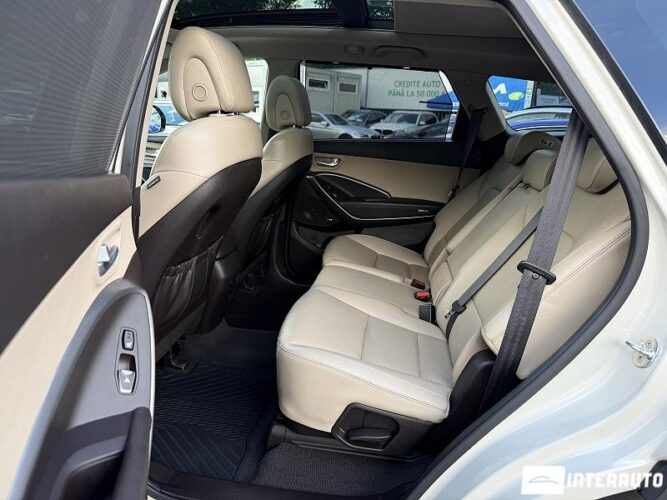 Hyundai Grand Santa Fe 40 hyundai Grand Santa Fe 2017