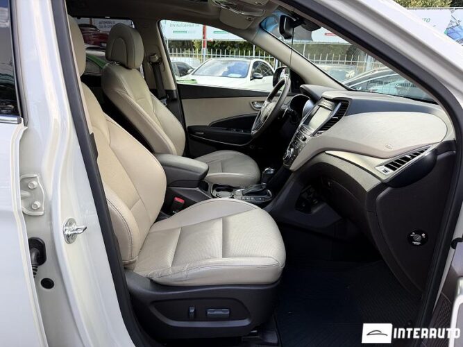 Hyundai Grand Santa Fe 39 hyundai Grand Santa Fe 2017