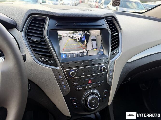 Hyundai Grand Santa Fe 47 hyundai Grand Santa Fe 2017
