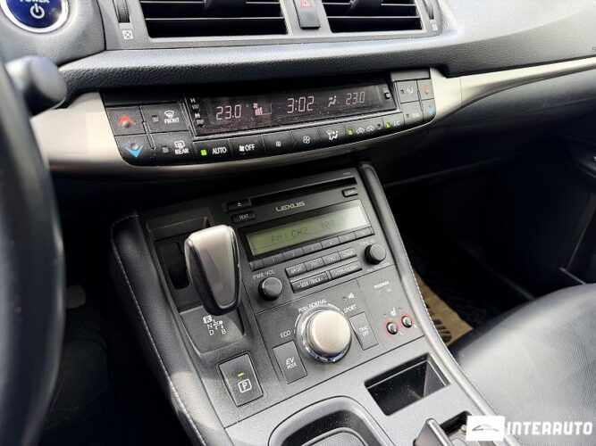 lexus CT 200h 2014