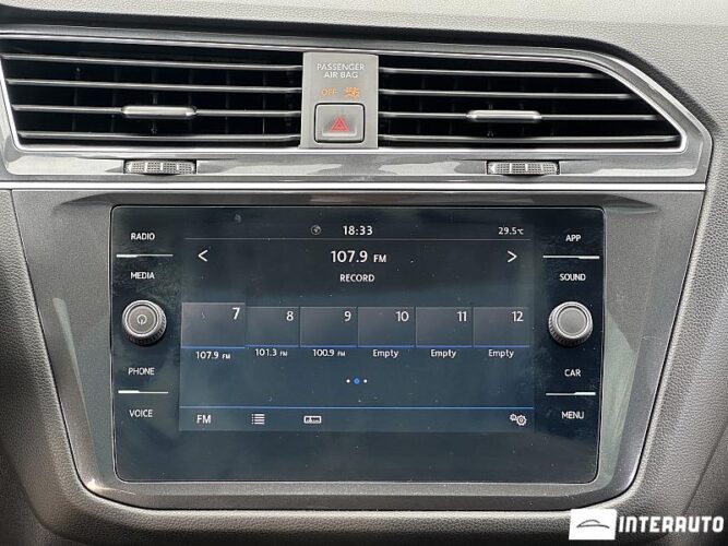 Volkswagen Tiguan 44 volkswagen Tiguan 2019