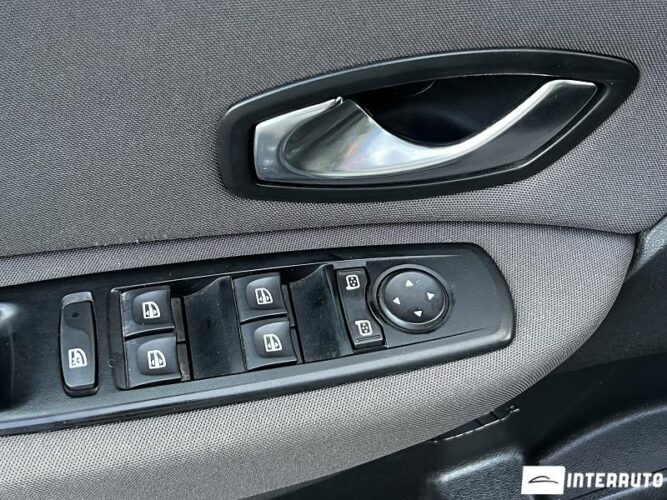 renault Grand Scenic 2010