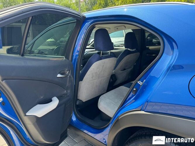 Lexus UX 250h 43 lexus UX 250h 2019
