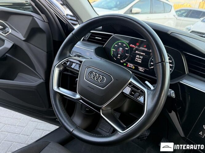 audi E-tron 2020
