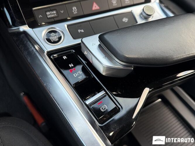 audi E-tron 2020