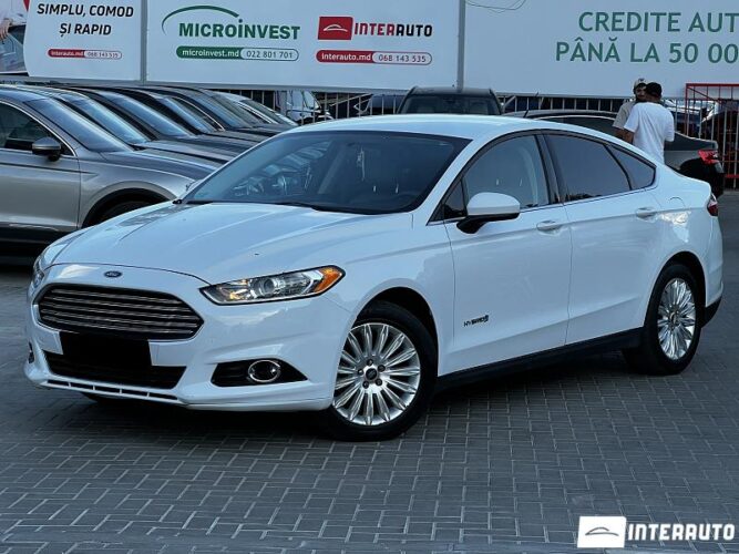 Ford Fusion 2014 doar la InterAuto