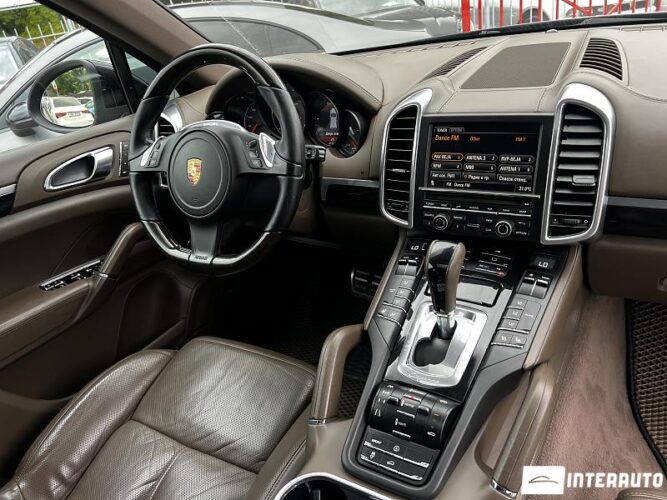 porsche Cayenne 2010