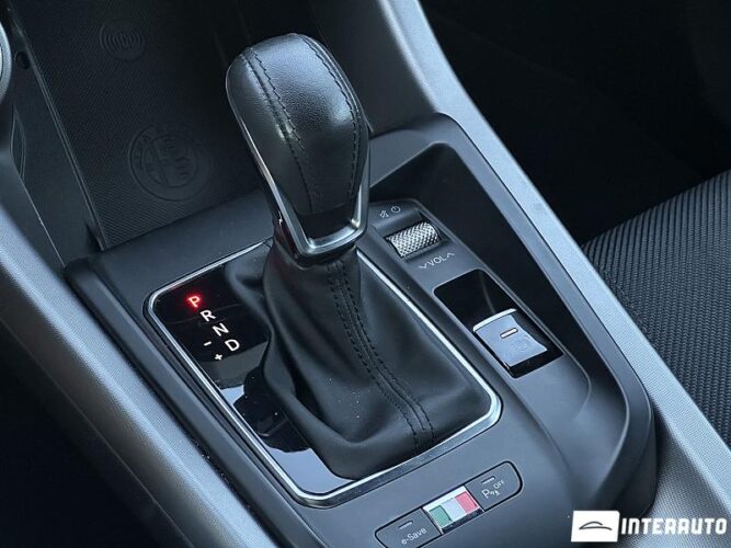 alfa romeo Tonale 2023