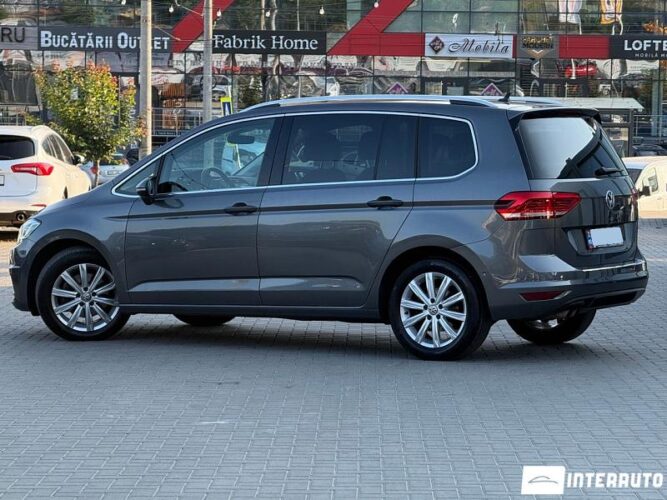 Volkswagen Touran 39 volkswagen Touran 2018