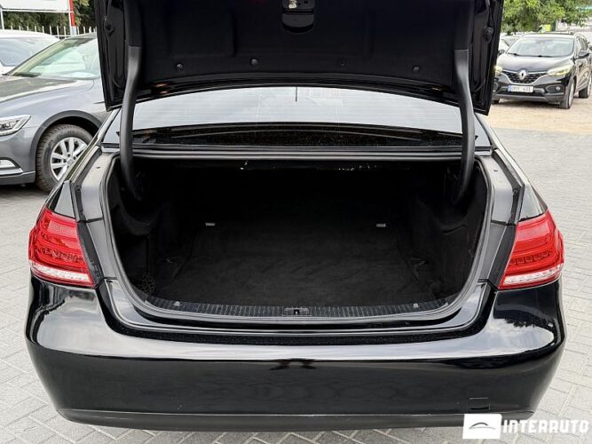 Mercedes E 200 44 mercedes E 200 2016