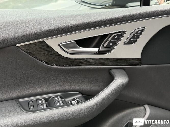 Audi Q7 62 audi Q7 2018