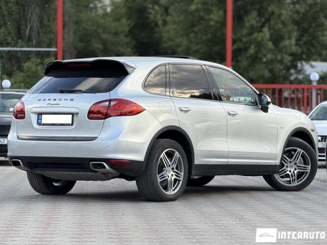 porsche Cayenne 2011