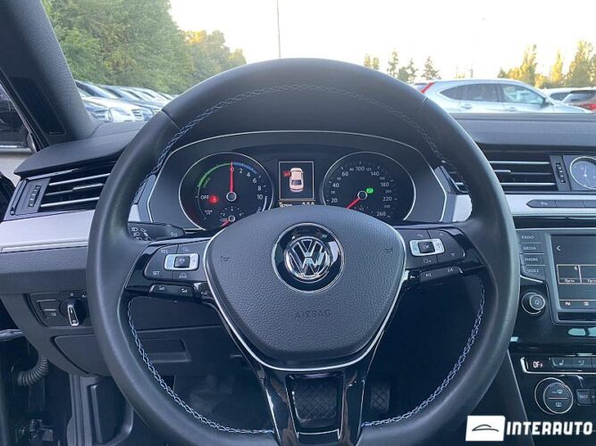 Volkswagen Passat GTE 39 volkswagen Passat GTE 2015