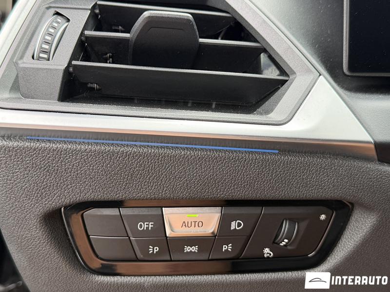 bmw 330E 2023
