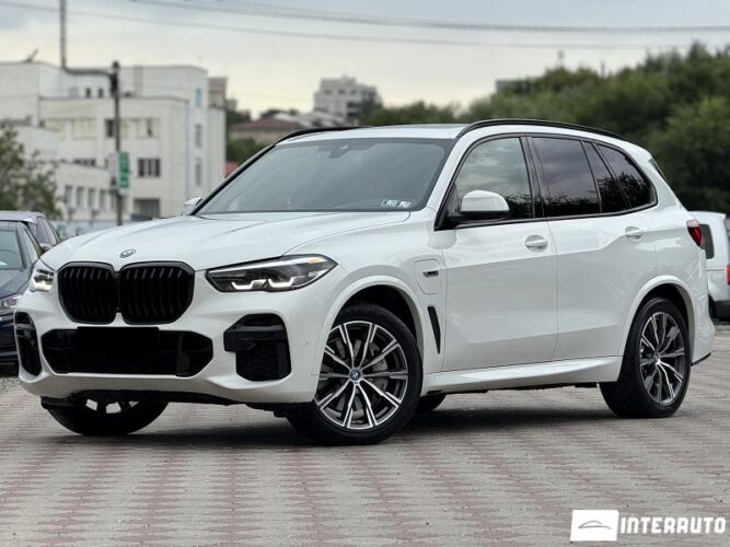 BMW X5 4.5e 2022 doar la InterAuto