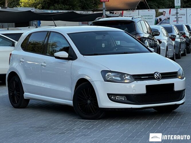 Volkswagen Polo 30 volkswagen Polo 2013