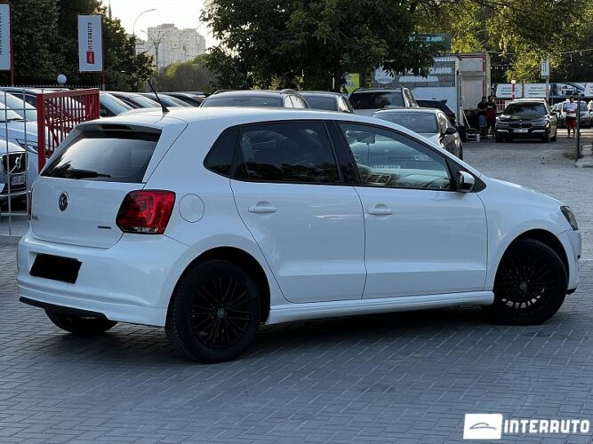 Volkswagen Polo 31 volkswagen Polo 2013