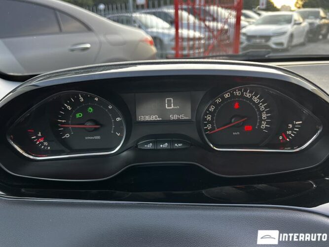 Peugeot 208 40 peugeot 208 2013