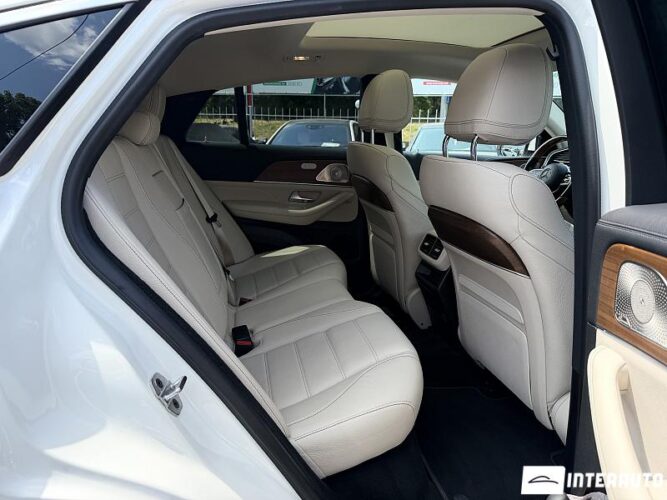 Mercedes GLE Coupe 350d 41 mercedes GLE Coupe 350d 2021