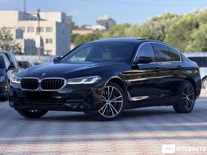 BMW 530e 2022 doar la InterAuto