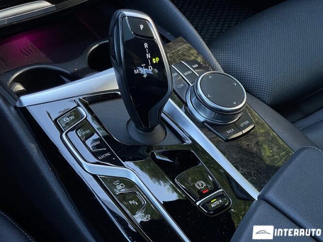 BMW 530e 51 bmw 530e 2020