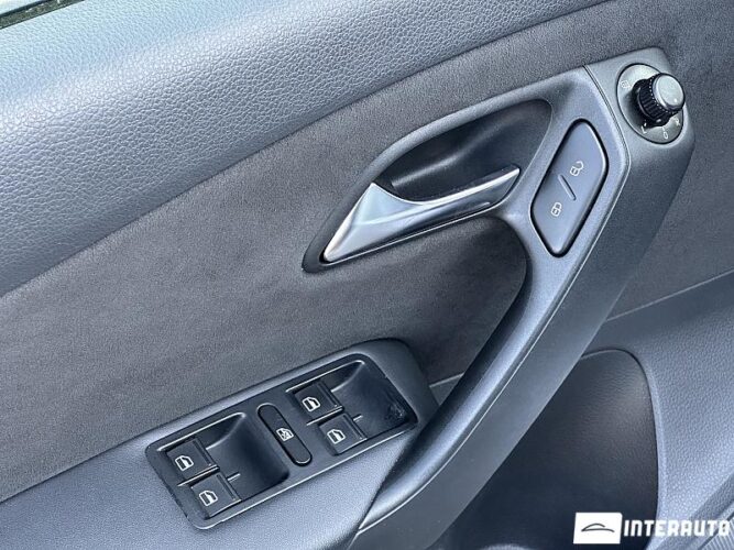 Volkswagen Polo 46 volkswagen Polo 2013