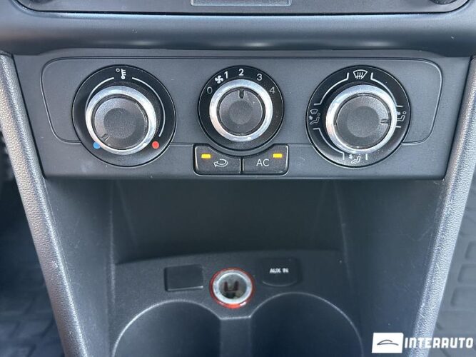 Volkswagen Polo 39 volkswagen Polo 2013