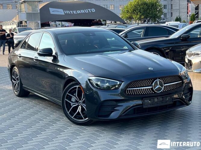 Mercedes E 350 2021 doar la InterAuto