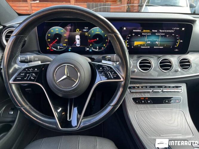 Mercedes E 350 40 mercedes E 350 2021