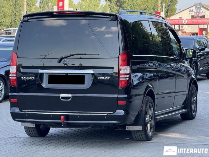 mercedes Viano 2013