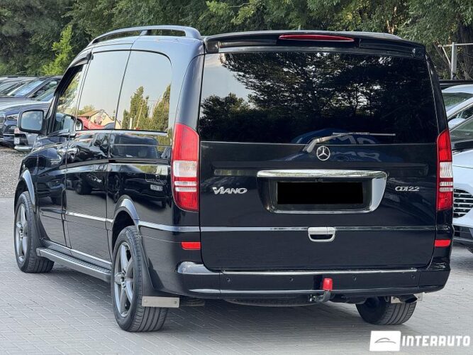 mercedes Viano 2013