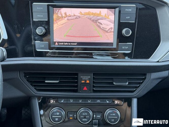 Volkswagen Jetta 44 volkswagen Jetta 2019