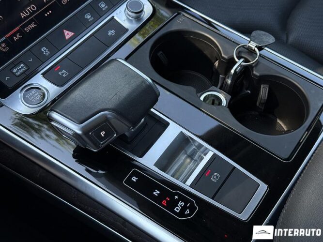Audi Q7 55 audi Q7 2020