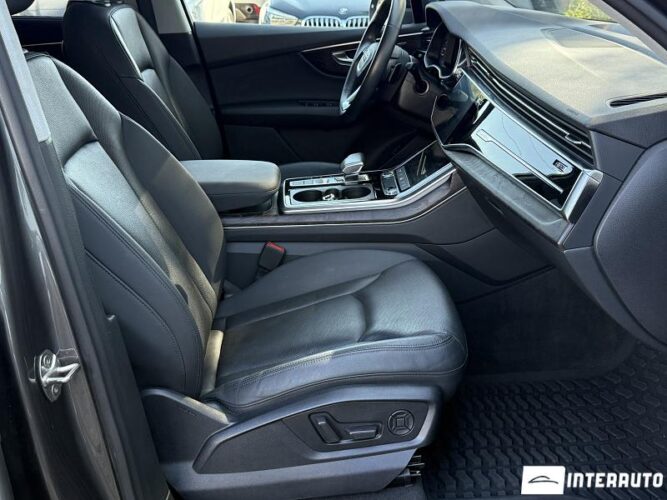 Audi Q7 56 audi Q7 2020