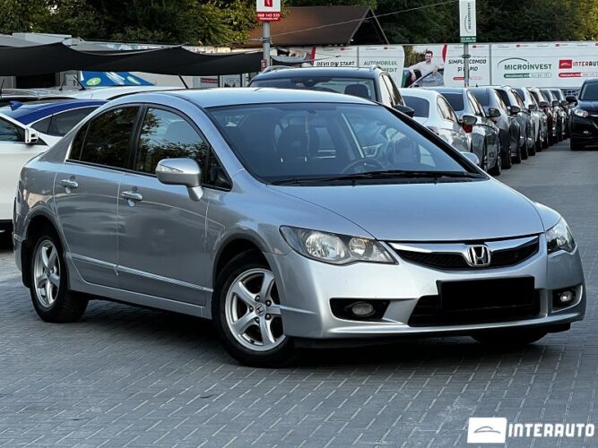 Honda Civic 2008 doar la InterAuto