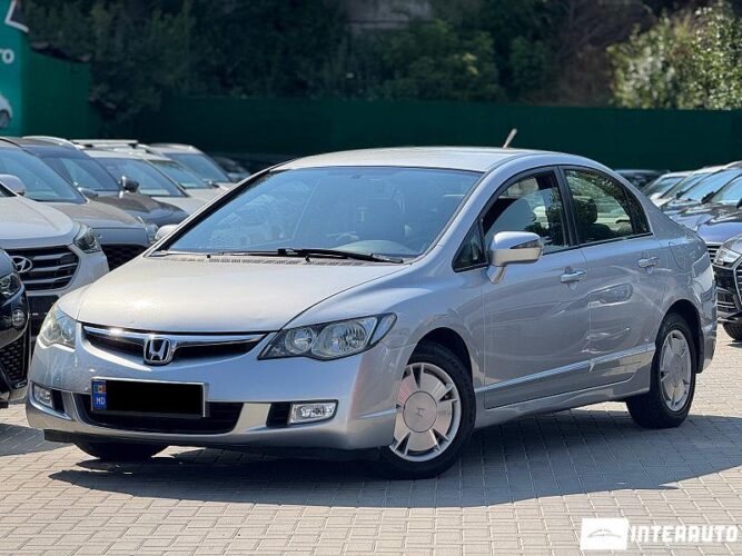 Honda Civic 2007 doar la InterAuto