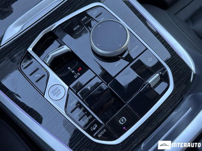 BMW X7 4.0i 56 bmw X7 4.0i 2024