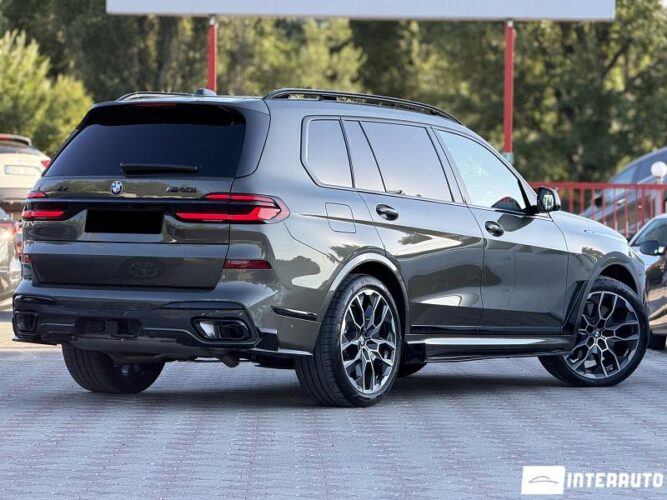 BMW X7 4.0i 40 bmw X7 4.0i 2024