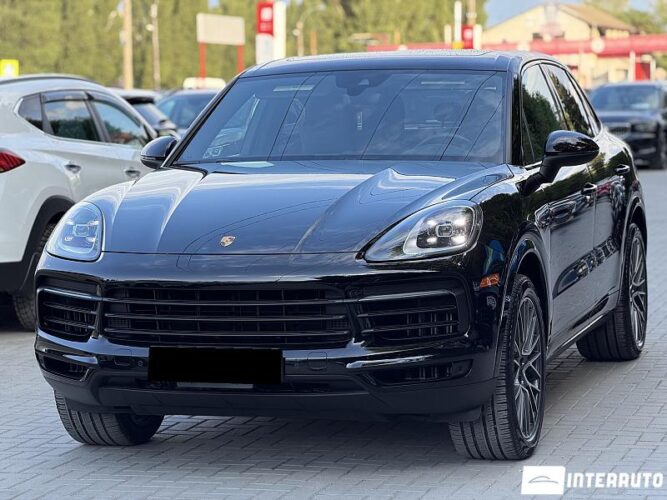 Porsche Cayenne 2021 doar la InterAuto