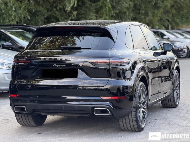 porsche Cayenne 2021