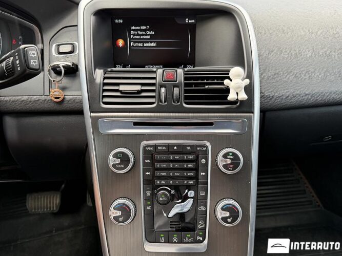 volvo XC 60 2015