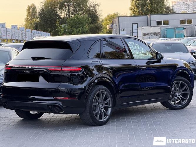 porsche Cayenne 2019