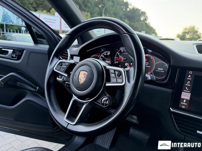 porsche Cayenne 2019