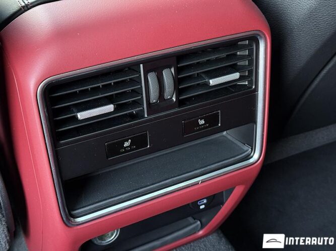 Porsche Cayenne Coupe 54 porsche Cayenne Coupe 2020
